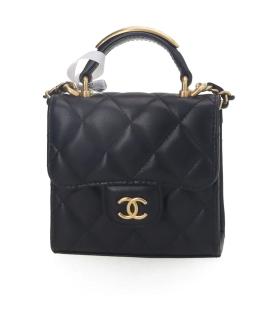 CHANEL Сумка через плечо