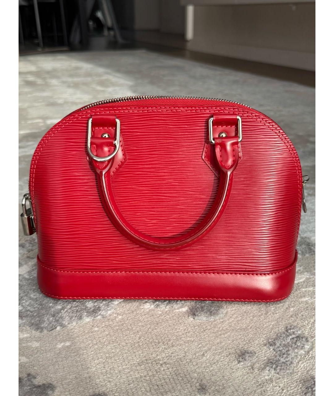 LOUIS VUITTON Красная кожаная сумка с короткими ручками, фото 2