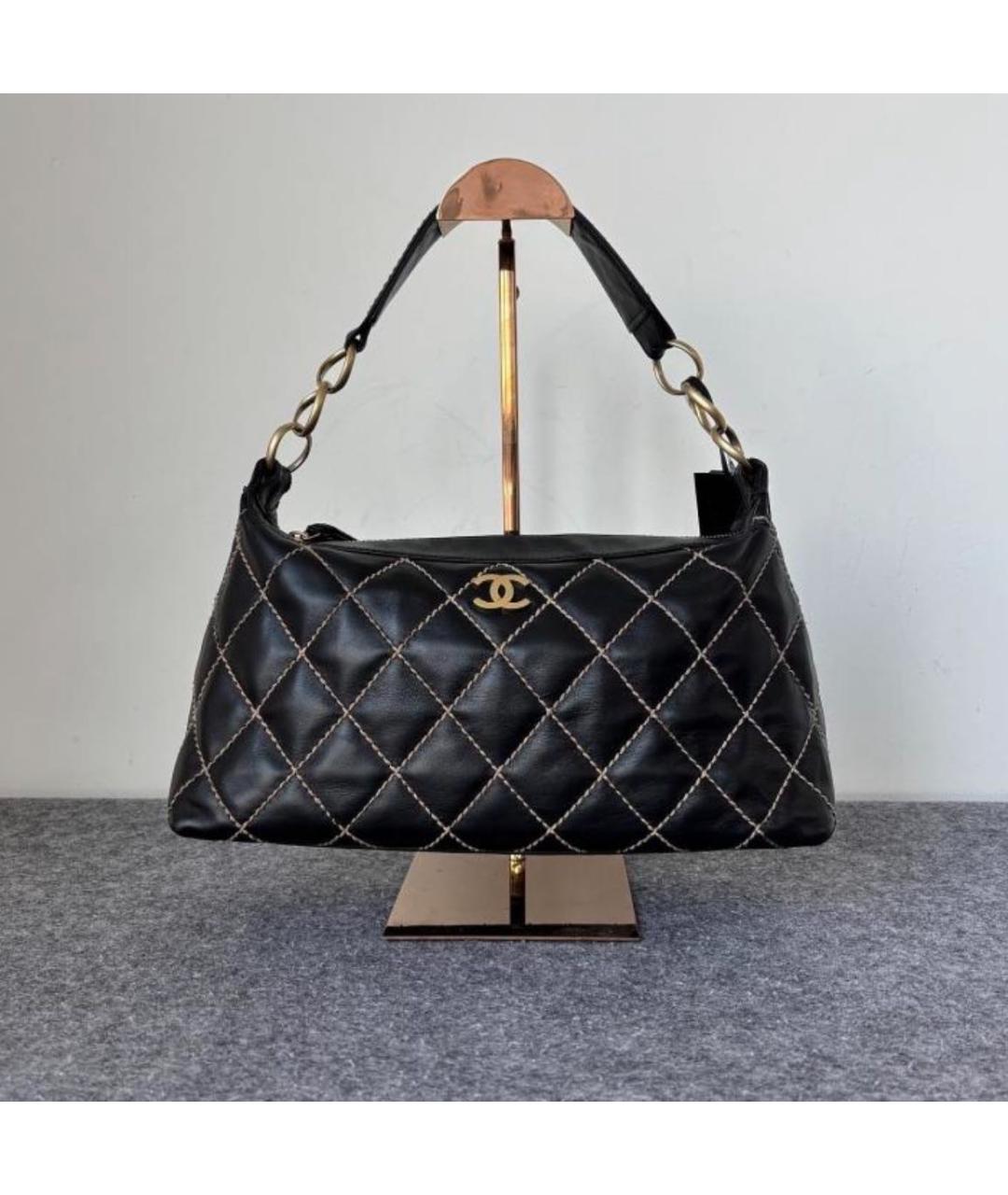 CHANEL Черная кожаная сумка с короткими ручками, фото 9