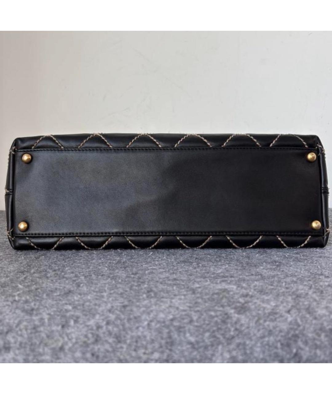 CHANEL Черная кожаная сумка с короткими ручками, фото 7