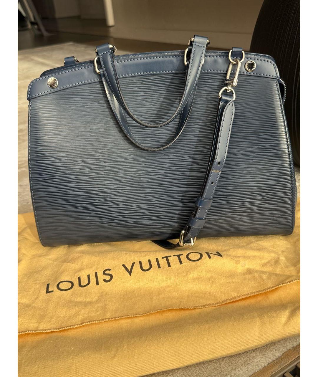 LOUIS VUITTON Темно-синяя кожаная сумка с короткими ручками, фото 6