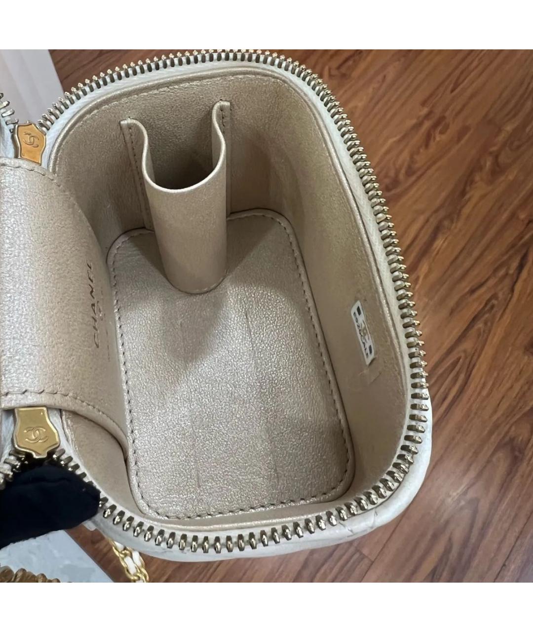 CHANEL Белая кожаная сумка через плечо, фото 4