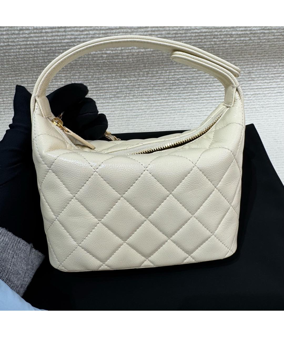 CHANEL Бежевая кожаная сумка с короткими ручками, фото 2