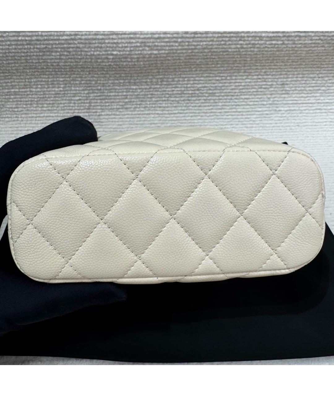 CHANEL Бежевая кожаная сумка с короткими ручками, фото 4