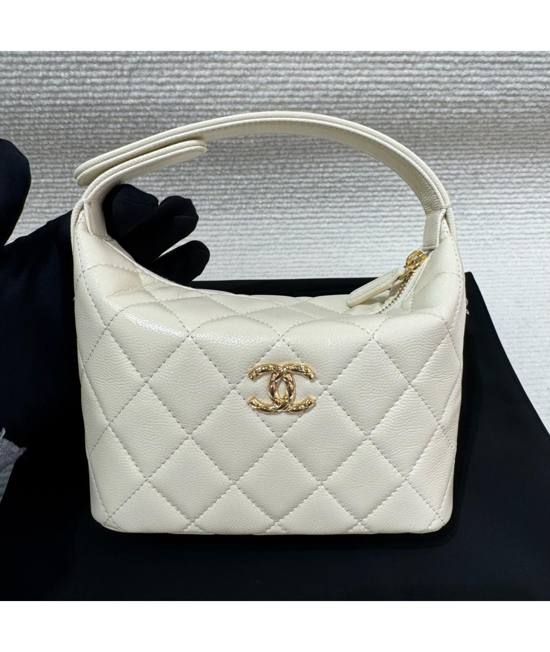 CHANEL Бежевая кожаная сумка с короткими ручками, фото 9