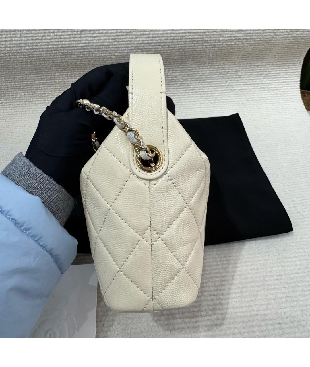 CHANEL Бежевая кожаная сумка с короткими ручками, фото 5