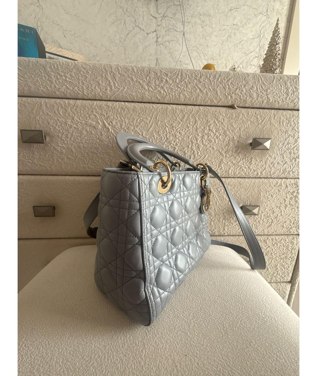 CHRISTIAN DIOR Серая кожаная сумка с короткими ручками, фото 2