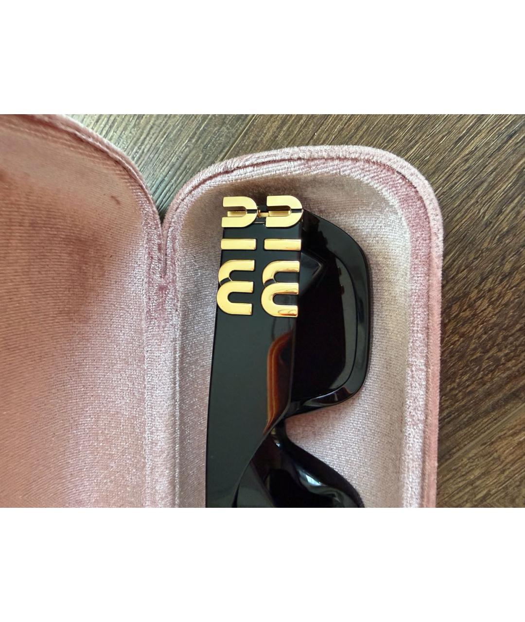 MIU MIU Черные пластиковые солнцезащитные очки, фото 5