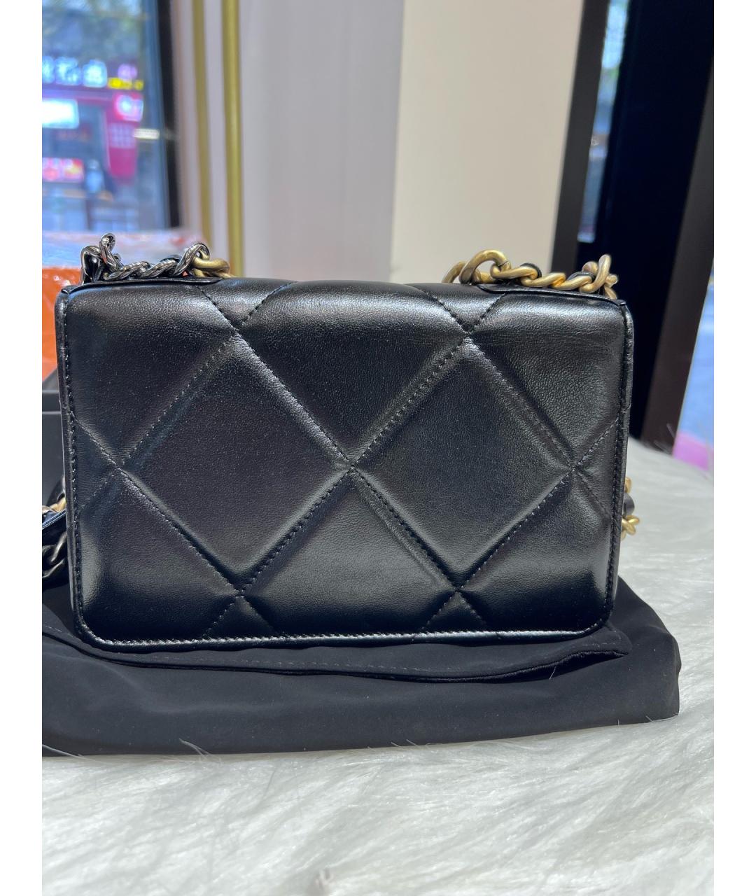 CHANEL Черная кожаная сумка через плечо, фото 2