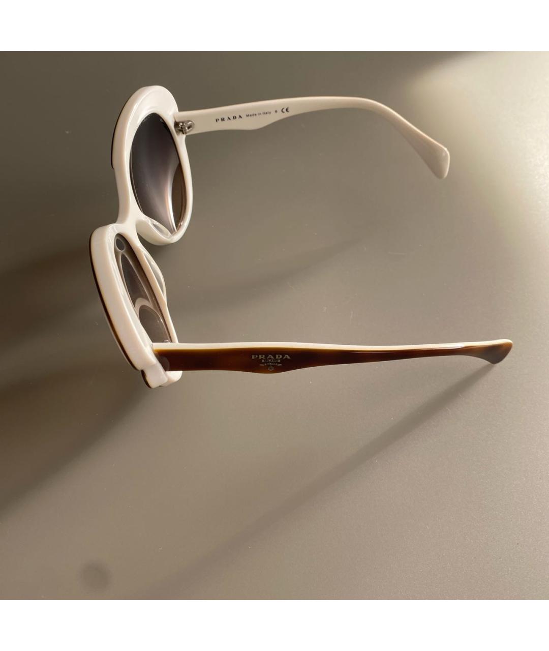 PRADA Бежевые пластиковые солнцезащитные очки, фото 6