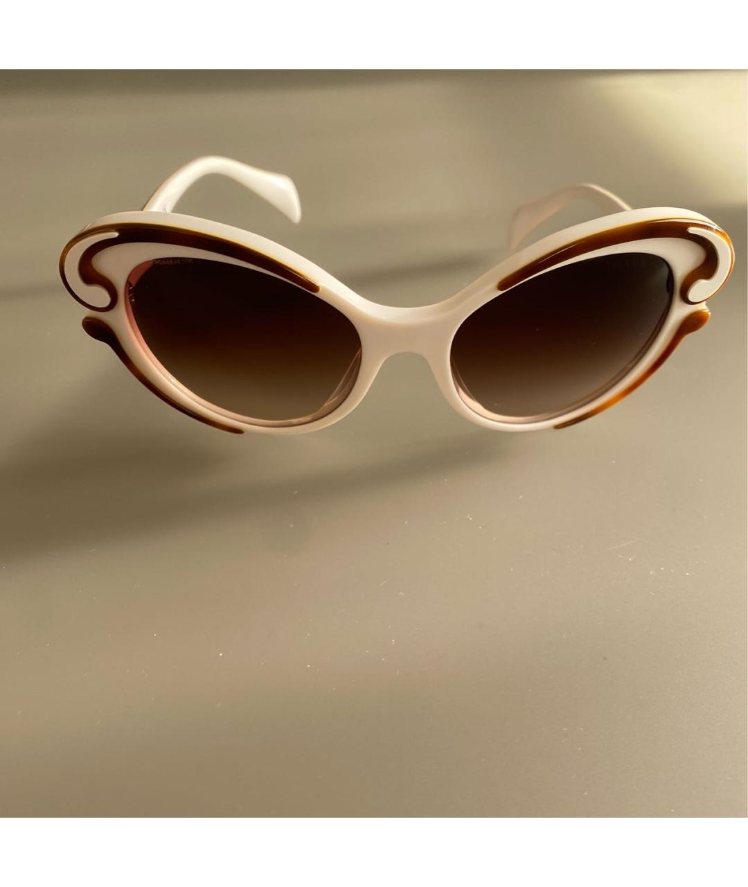 PRADA Бежевые пластиковые солнцезащитные очки, фото 8