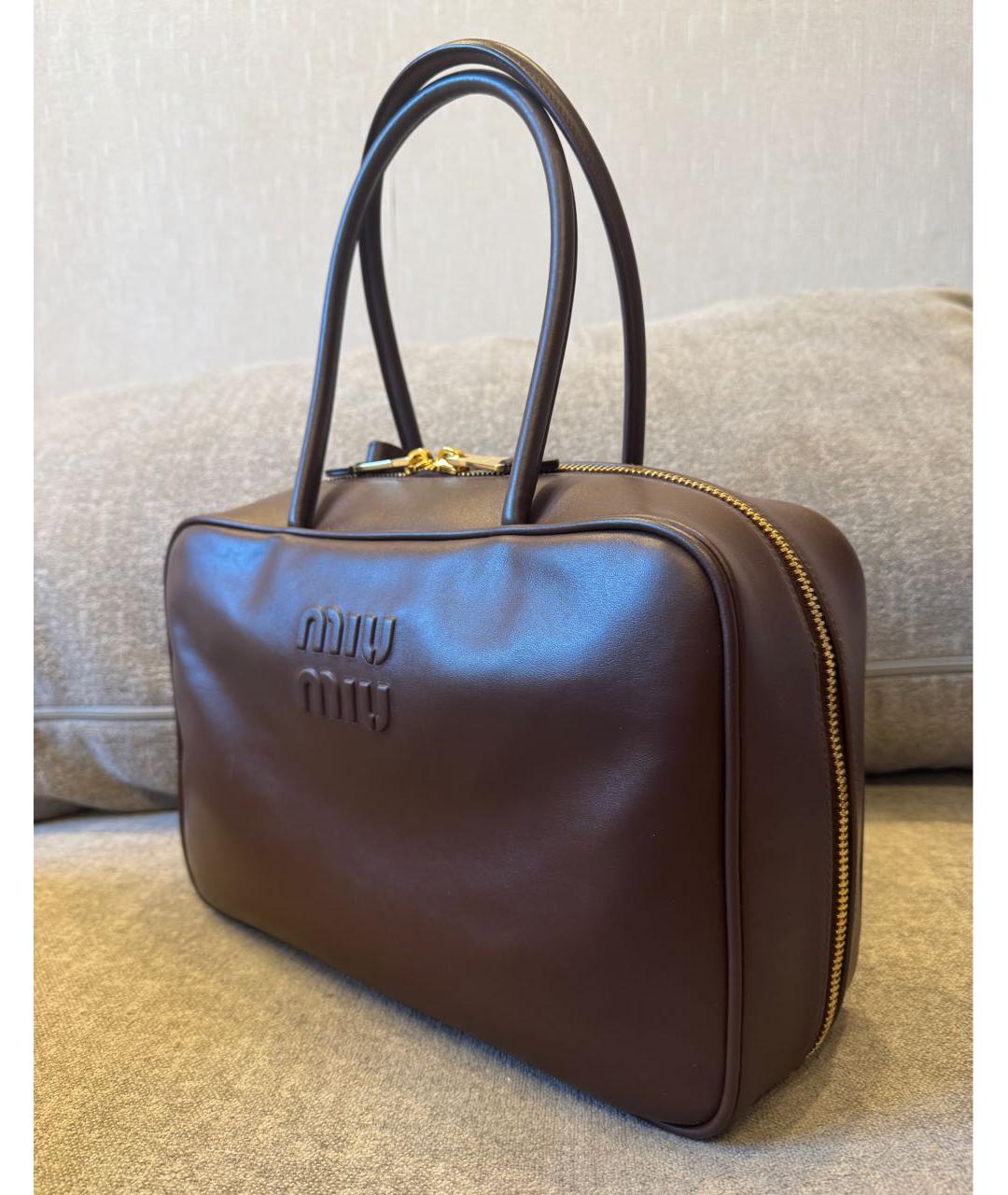 MIU MIU Коричневая кожаная сумка с короткими ручками, фото 2