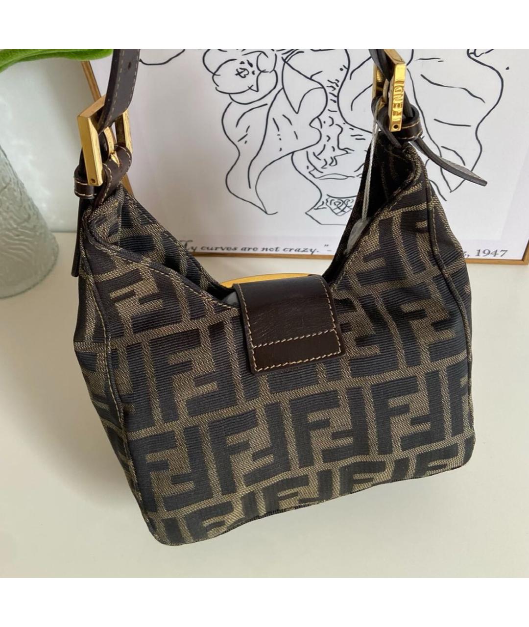 FENDI Коричневая кожаная сумка с короткими ручками, фото 4