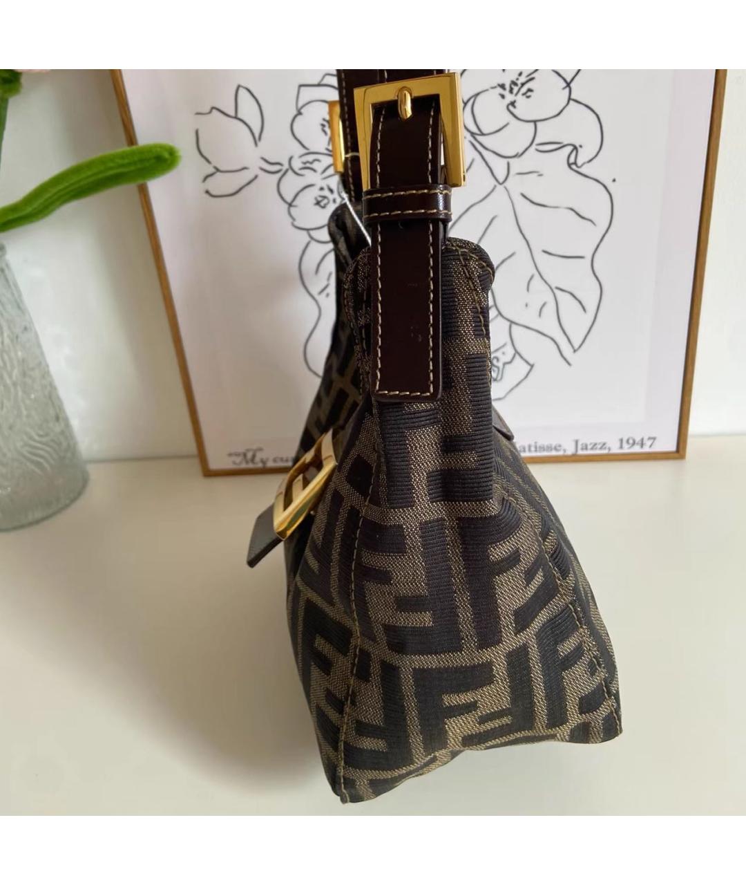 FENDI Коричневая кожаная сумка с короткими ручками, фото 5