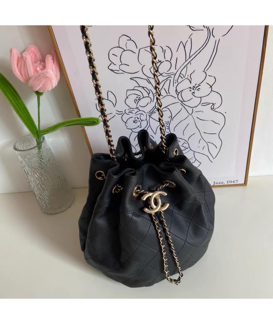 CHANEL Черная кожаная сумка через плечо, фото 2