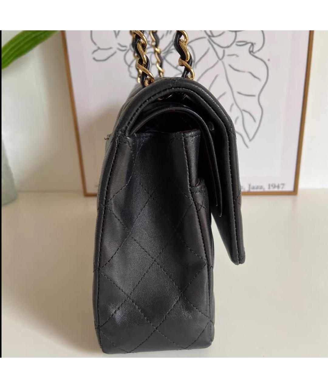 CHANEL Черная кожаная сумка с короткими ручками, фото 3