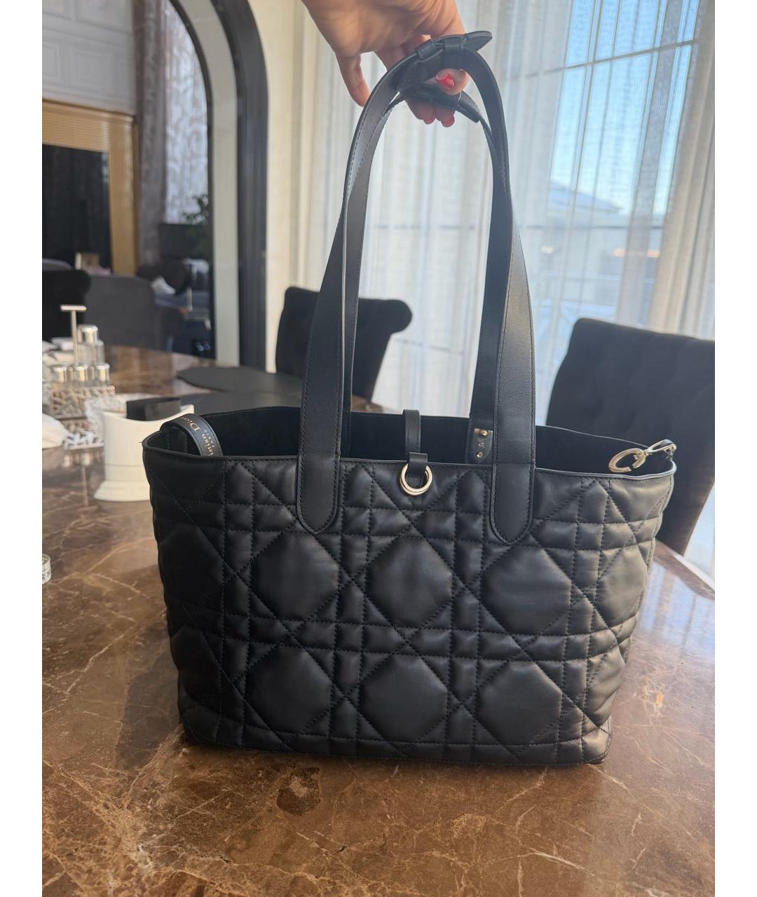 CHRISTIAN DIOR Черная кожаная сумка тоут, фото 3