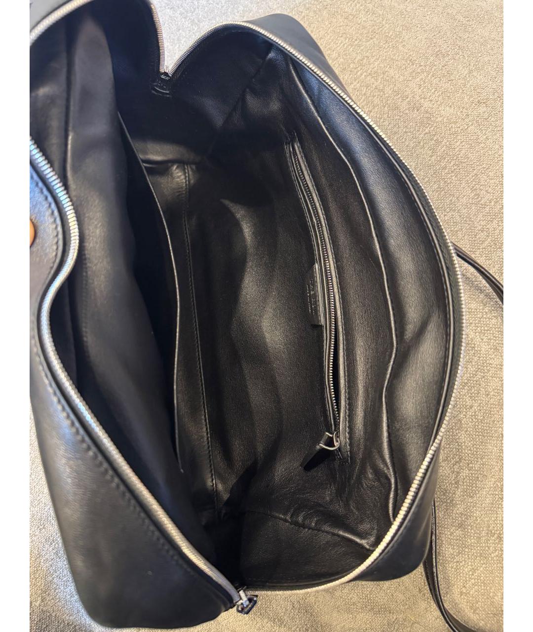 THE ROW Черная кожаная сумка с короткими ручками, фото 4