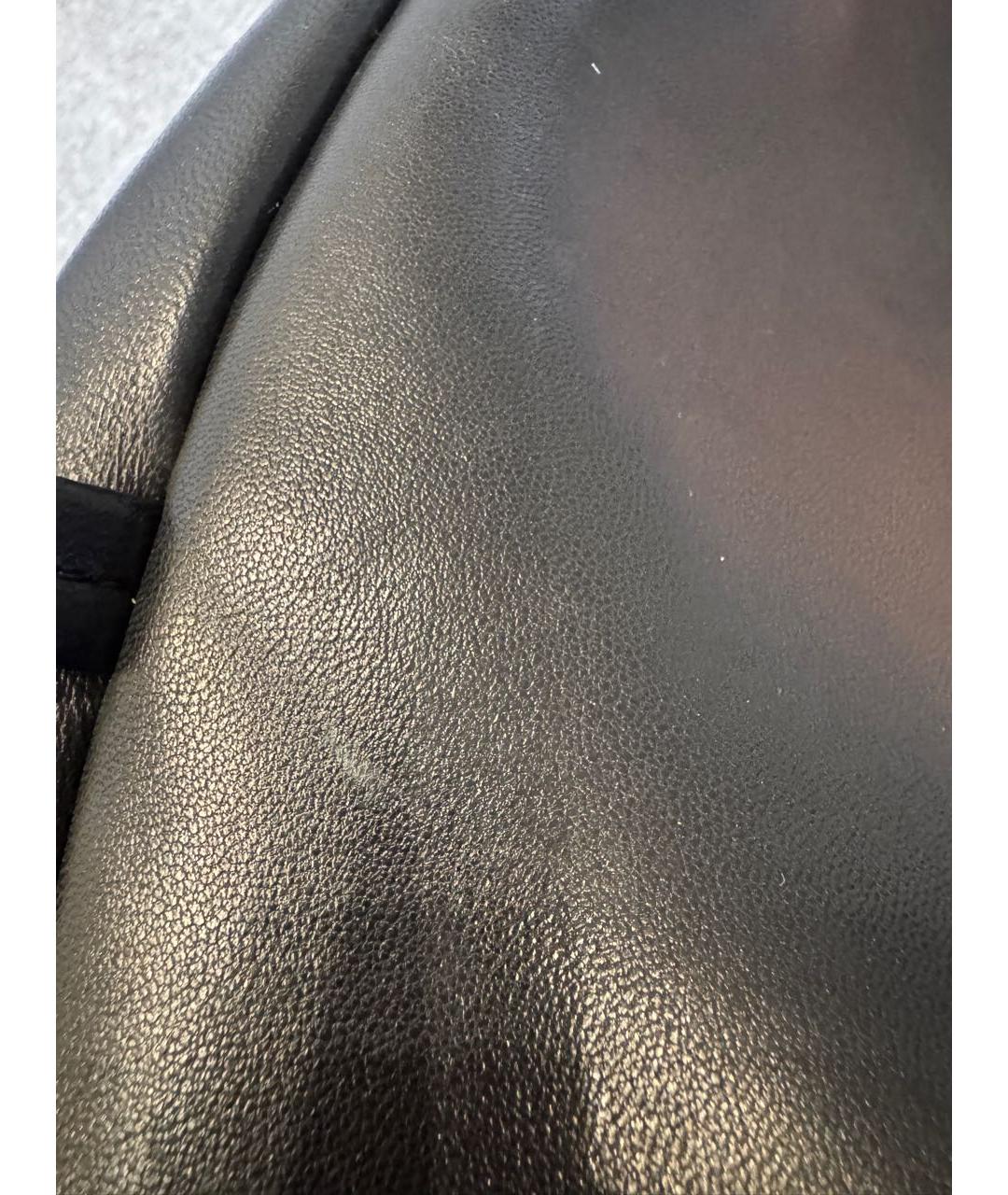 THE ROW Черная кожаная сумка с короткими ручками, фото 6