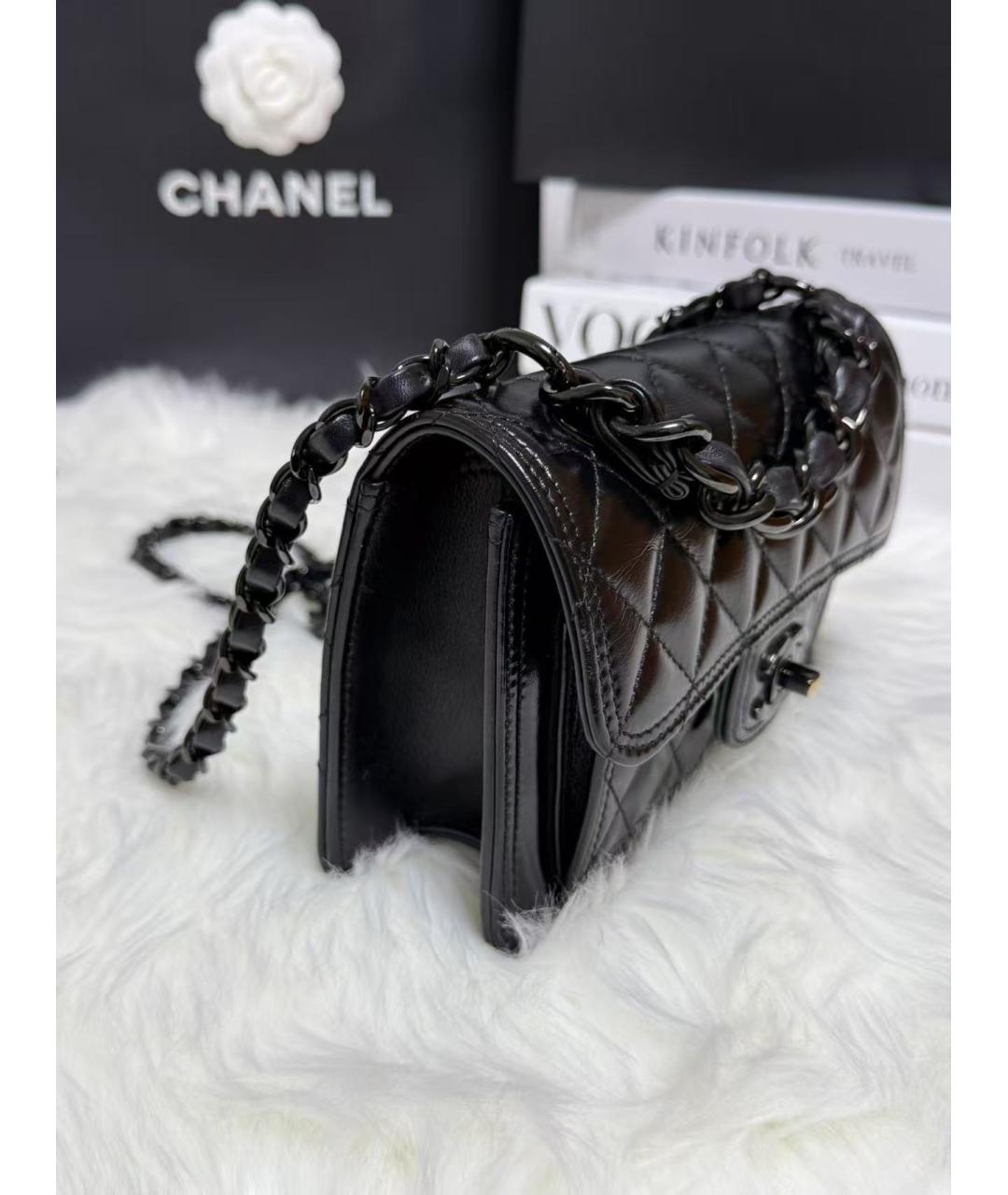CHANEL Черная кожаная сумка с короткими ручками, фото 5