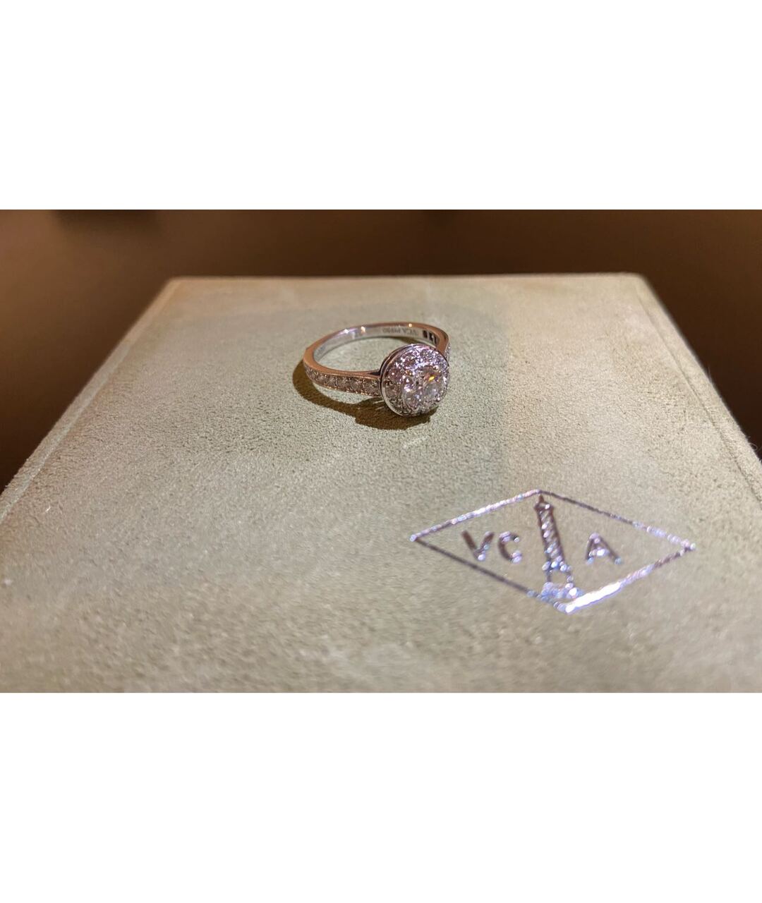 VAN CLEEF & ARPELS Золотое платиновое кольцо, фото 2