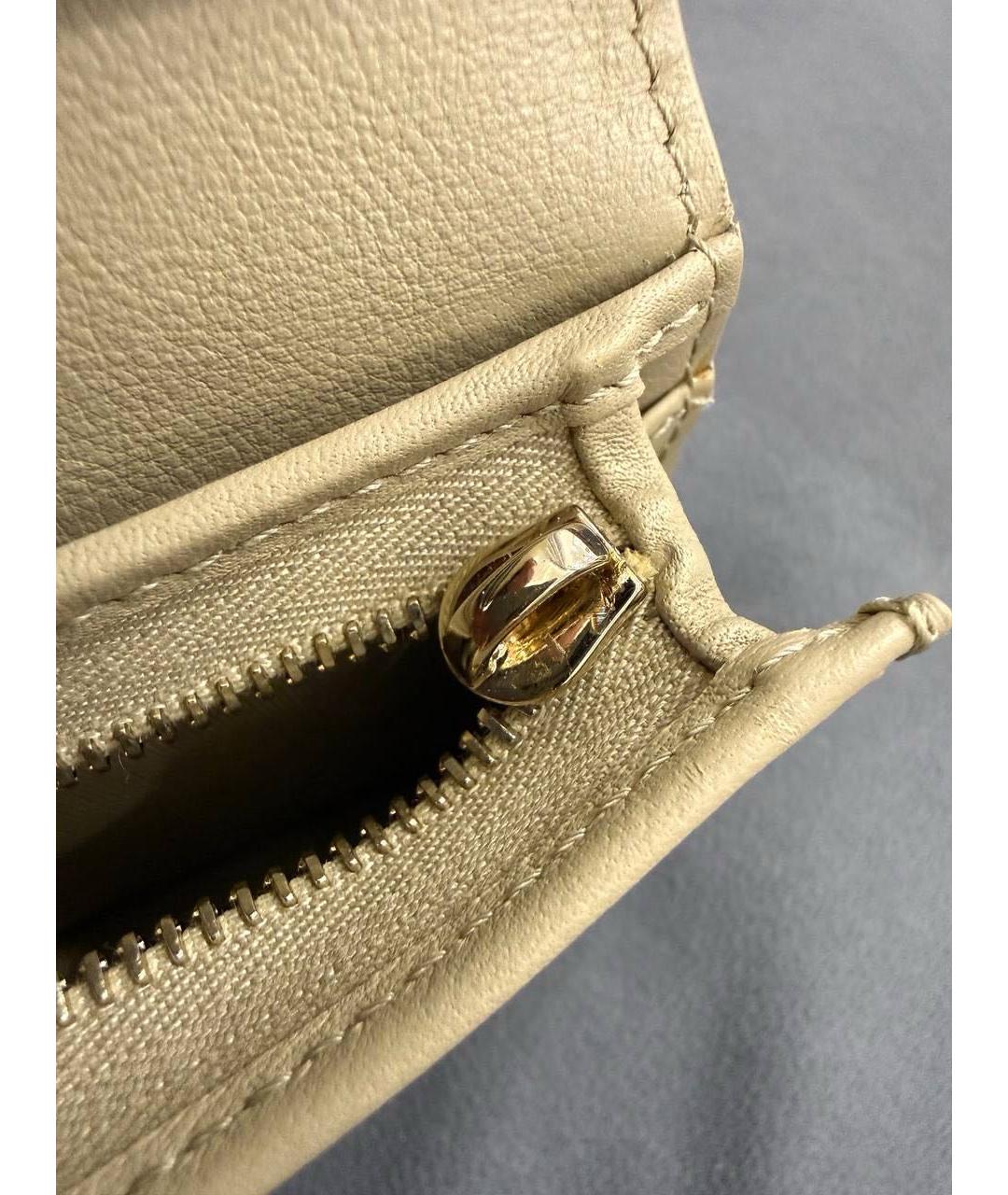 CHRISTIAN DIOR Бежевый кошелек из лакированной кожи, фото 5