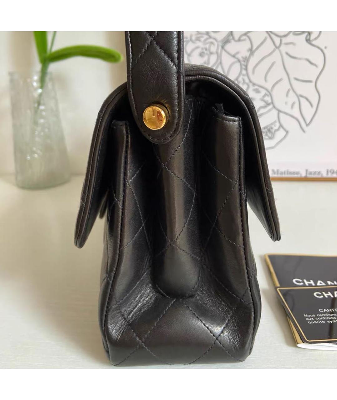 CHANEL Черная кожаная сумка с короткими ручками, фото 3