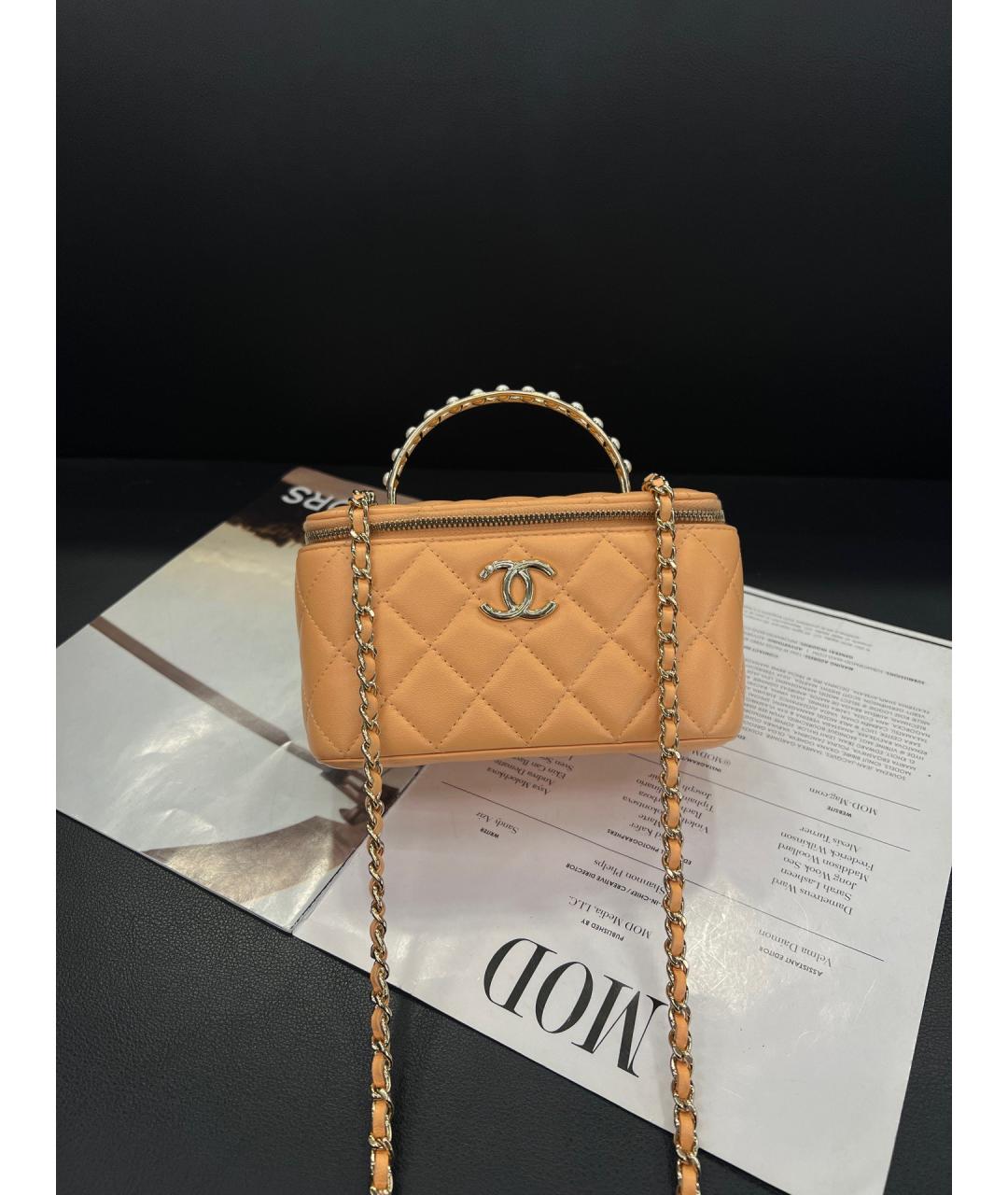 CHANEL Оранжевая кожаная сумка через плечо, фото 3