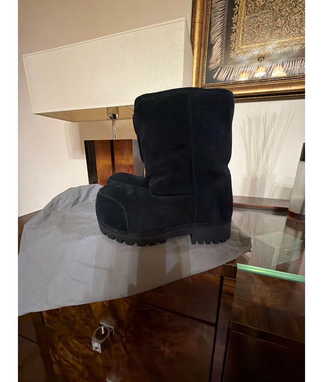 BALENCIAGA Черные замшевые полусапоги, фото 3