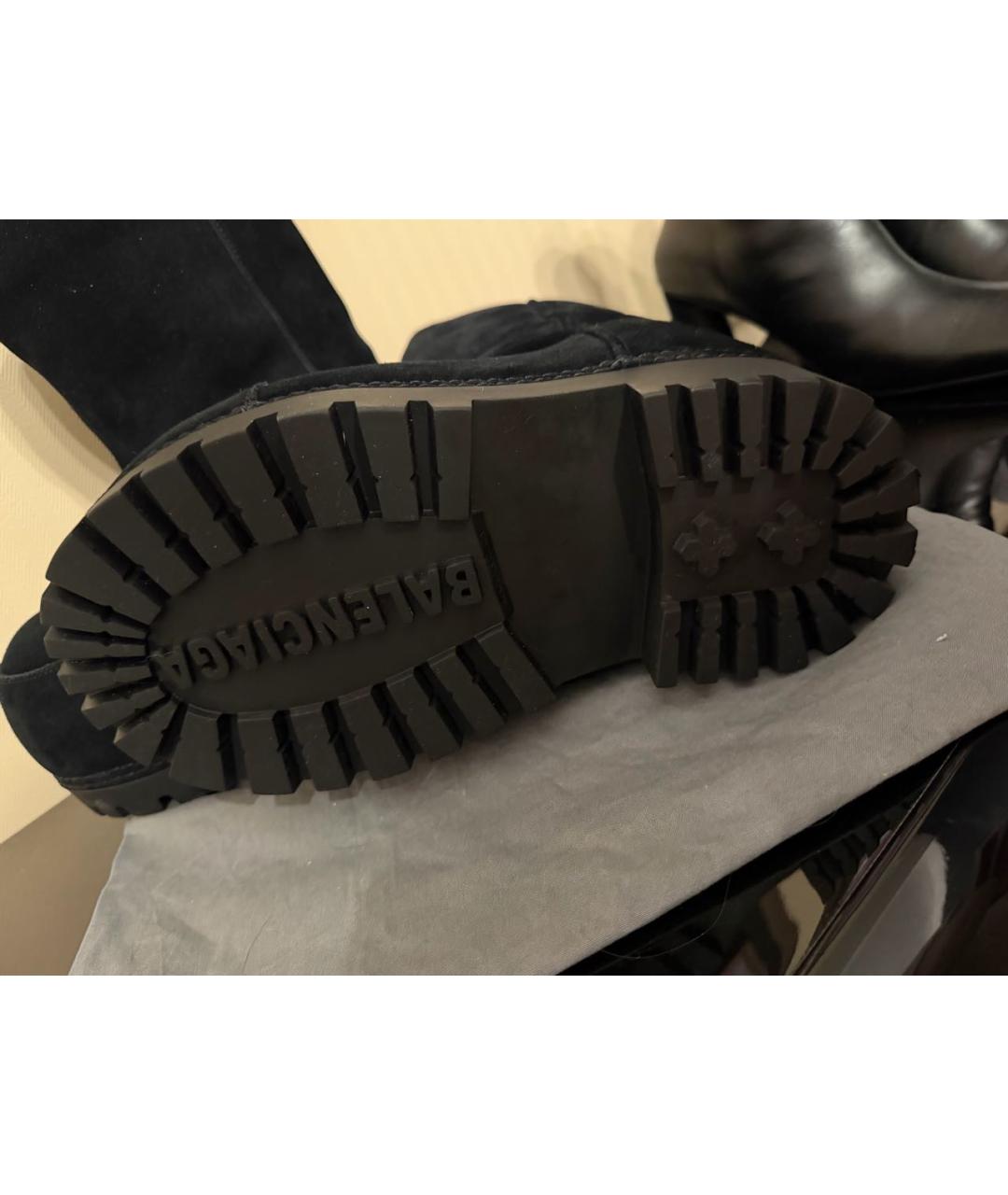 BALENCIAGA Черные замшевые полусапоги, фото 5