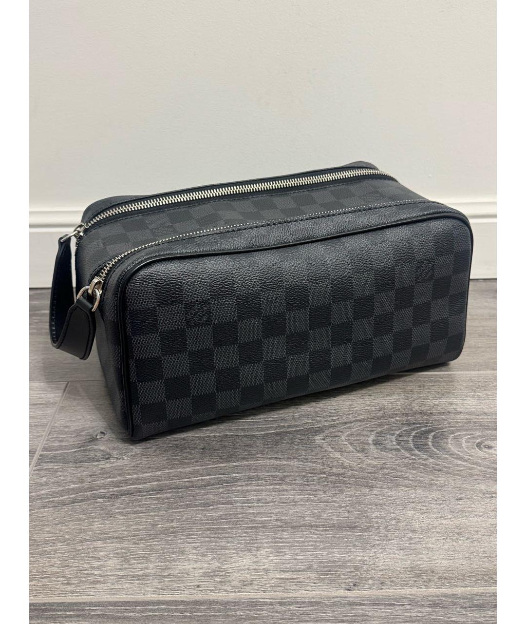 LOUIS VUITTON Черная барсетка, фото 9