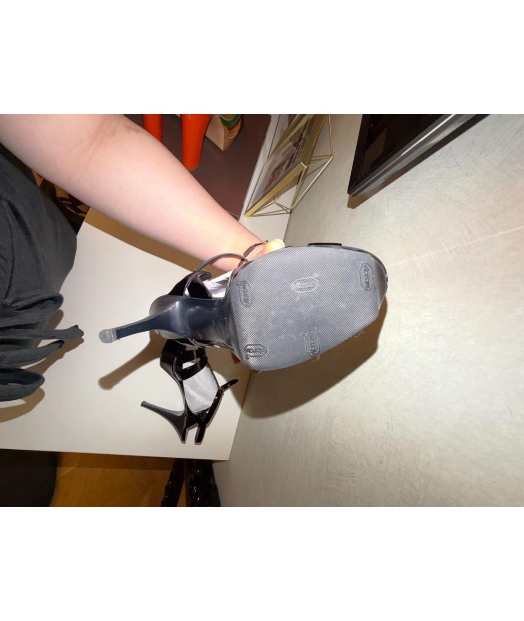 SAINT LAURENT Черные босоножки из лакированной кожи, фото 6