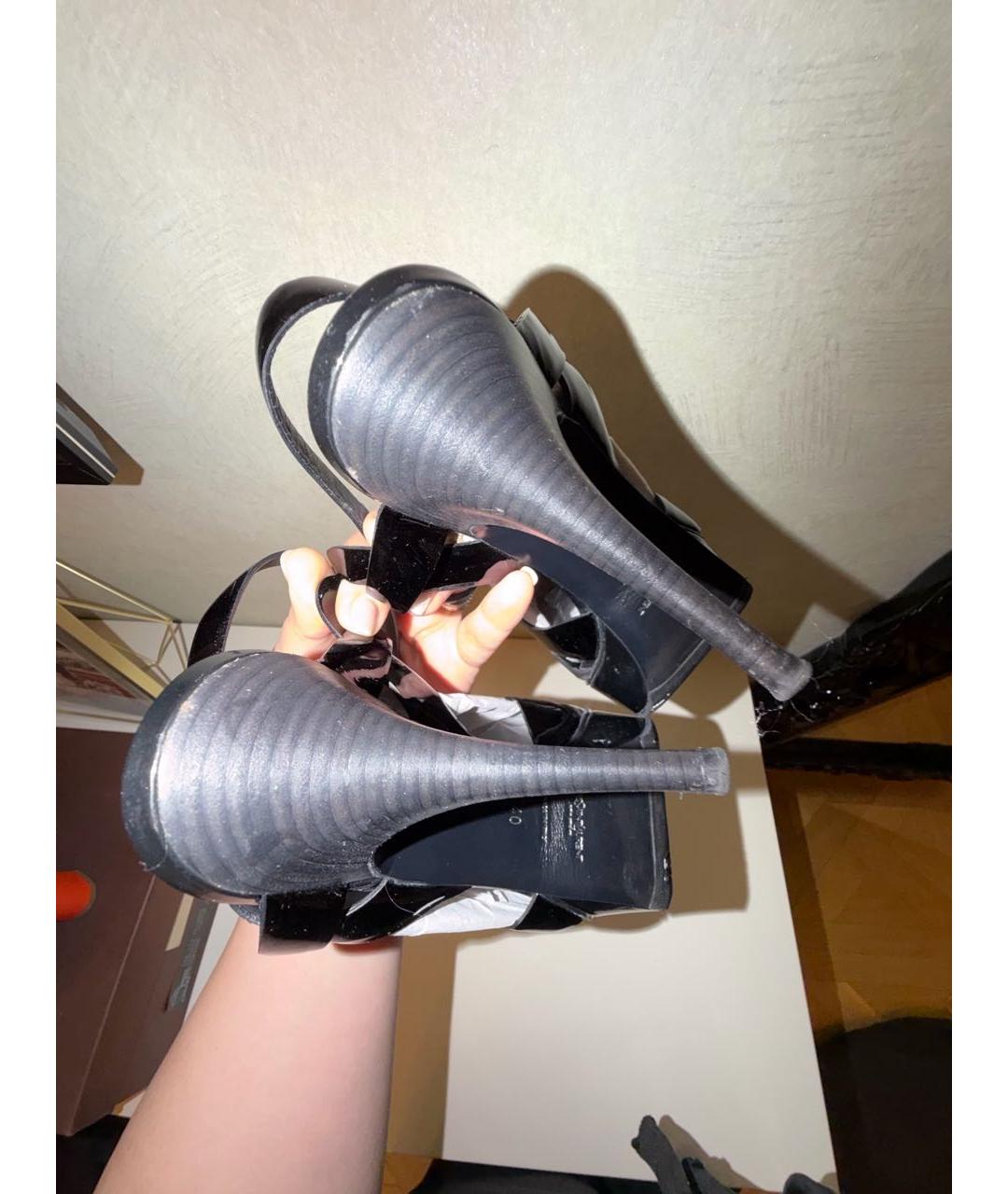 SAINT LAURENT Черные босоножки из лакированной кожи, фото 5