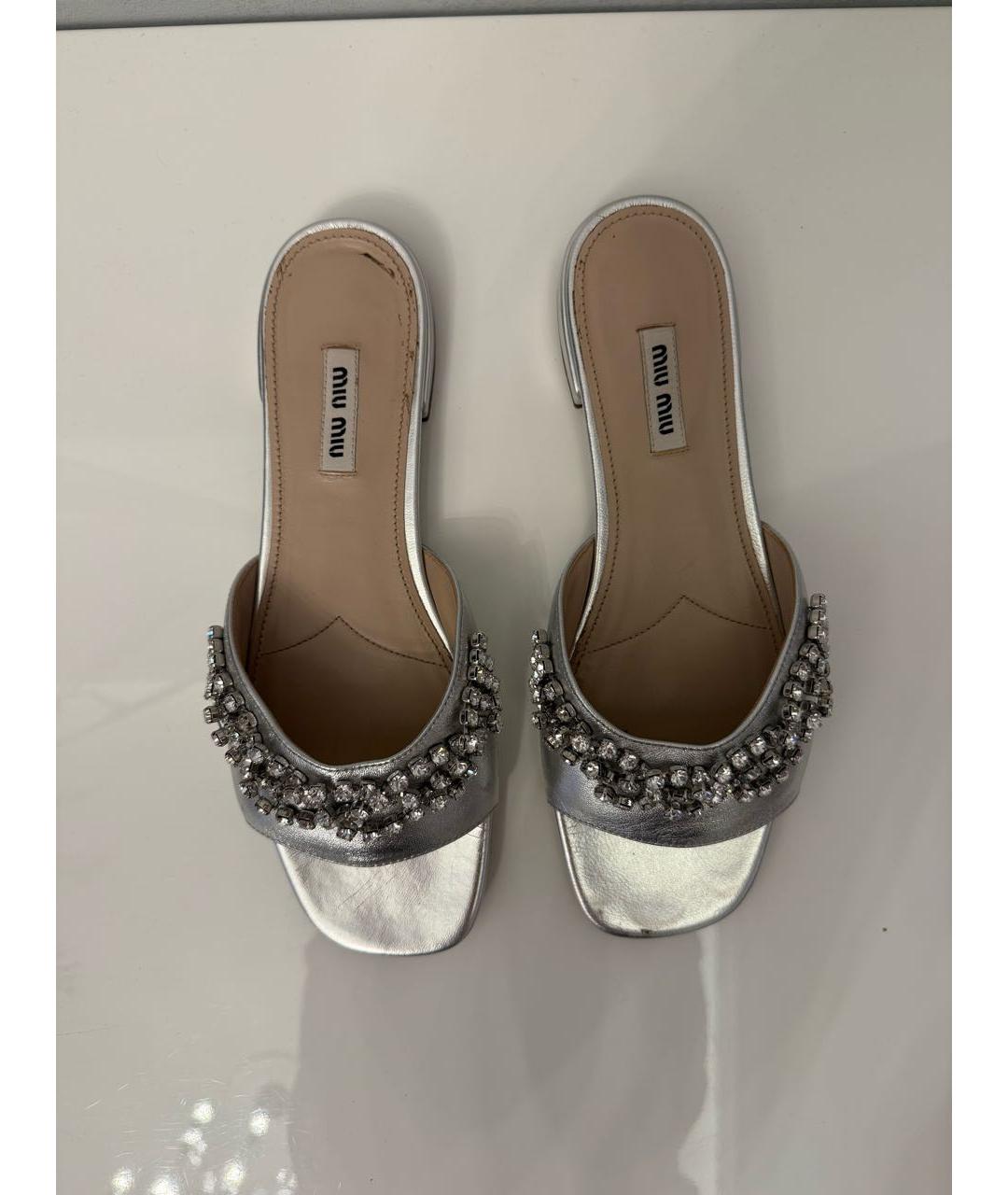 MIU MIU Серебряные кожаные шлепанцы, фото 5