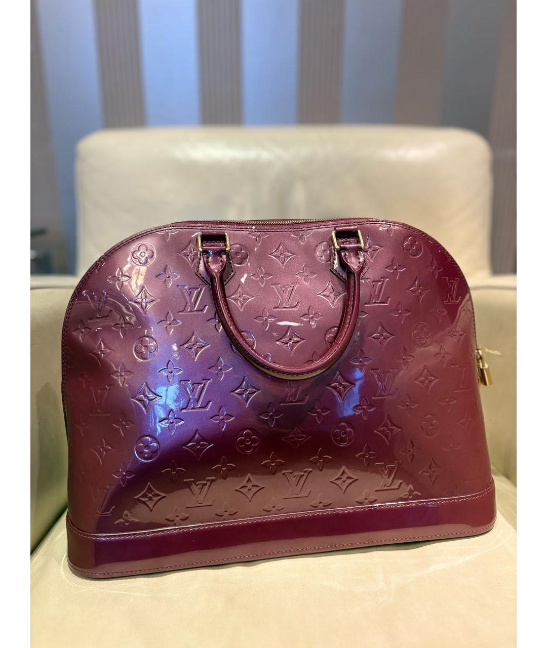 LOUIS VUITTON Бордовая сумка с короткими ручками из лакированной кожи, фото 3