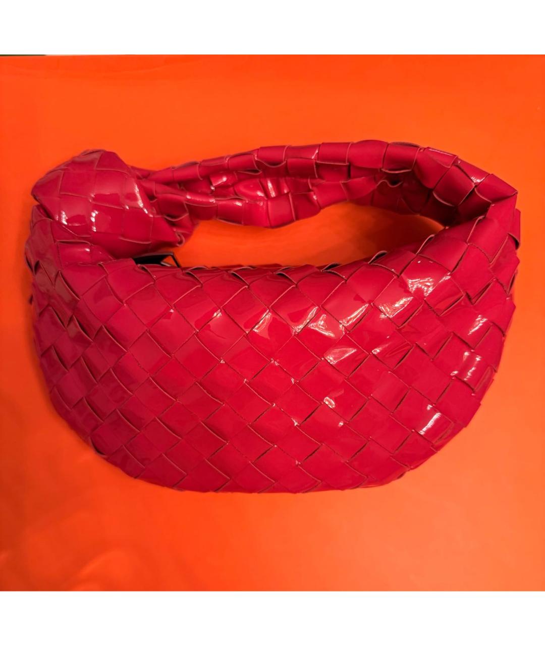 BOTTEGA VENETA Фуксия сумка с короткими ручками из лакированной кожи, фото 9