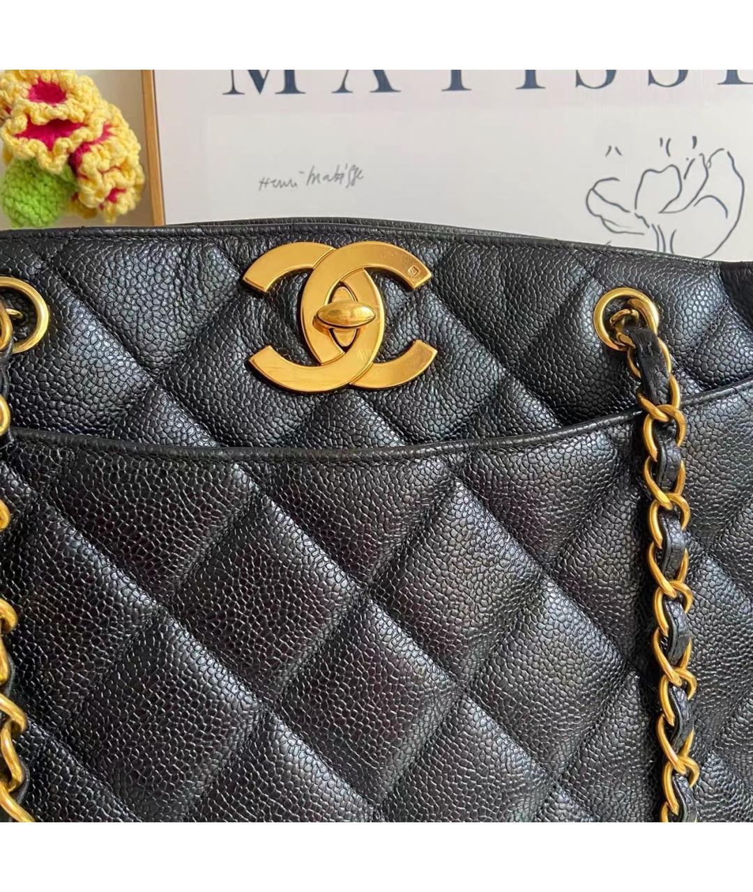 CHANEL Черная кожаная сумка тоут, фото 2