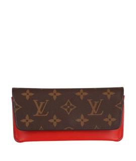 LOUIS VUITTON Обложка/футляр