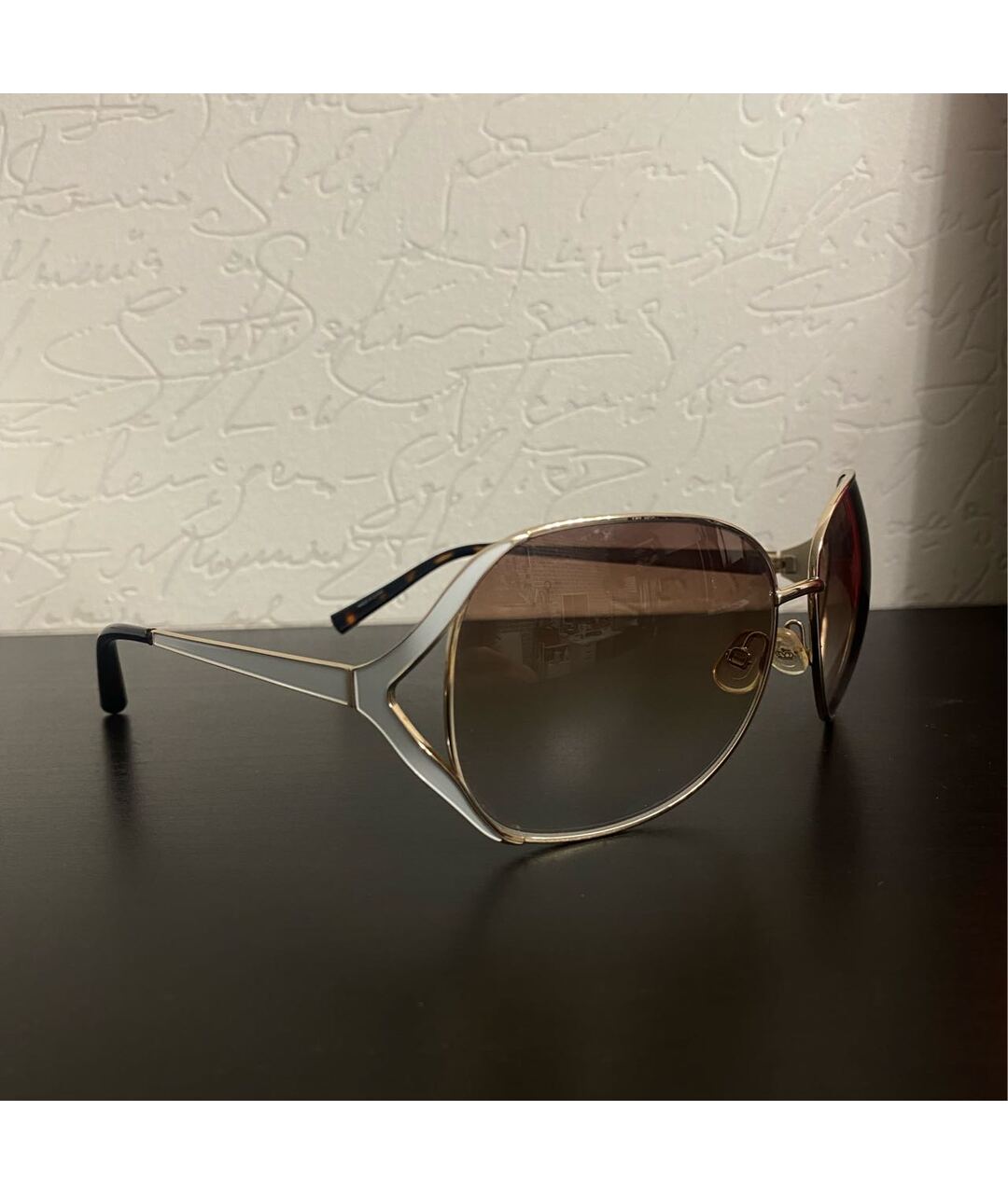 JUICY COUTURE Бежевые металлические солнцезащитные очки, фото 2