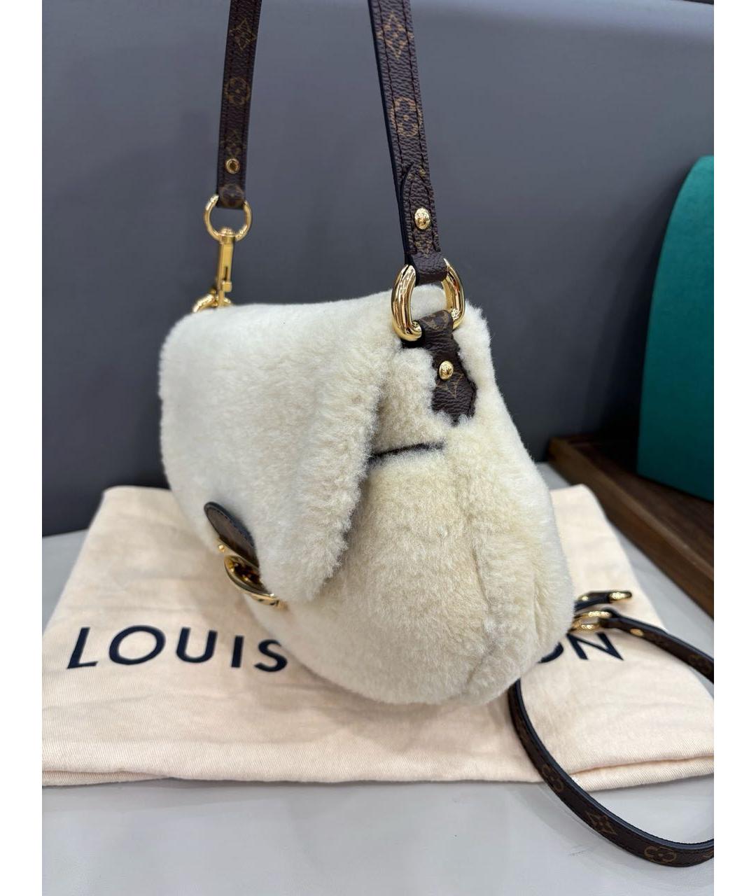 LOUIS VUITTON Белая меховая сумка через плечо, фото 5