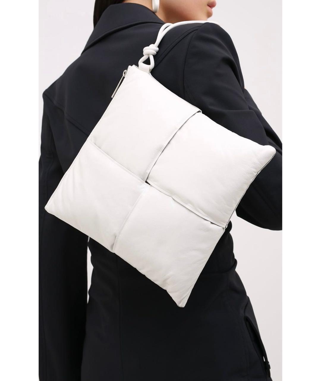 BOTTEGA VENETA Белая кожаная сумка тоут, фото 4