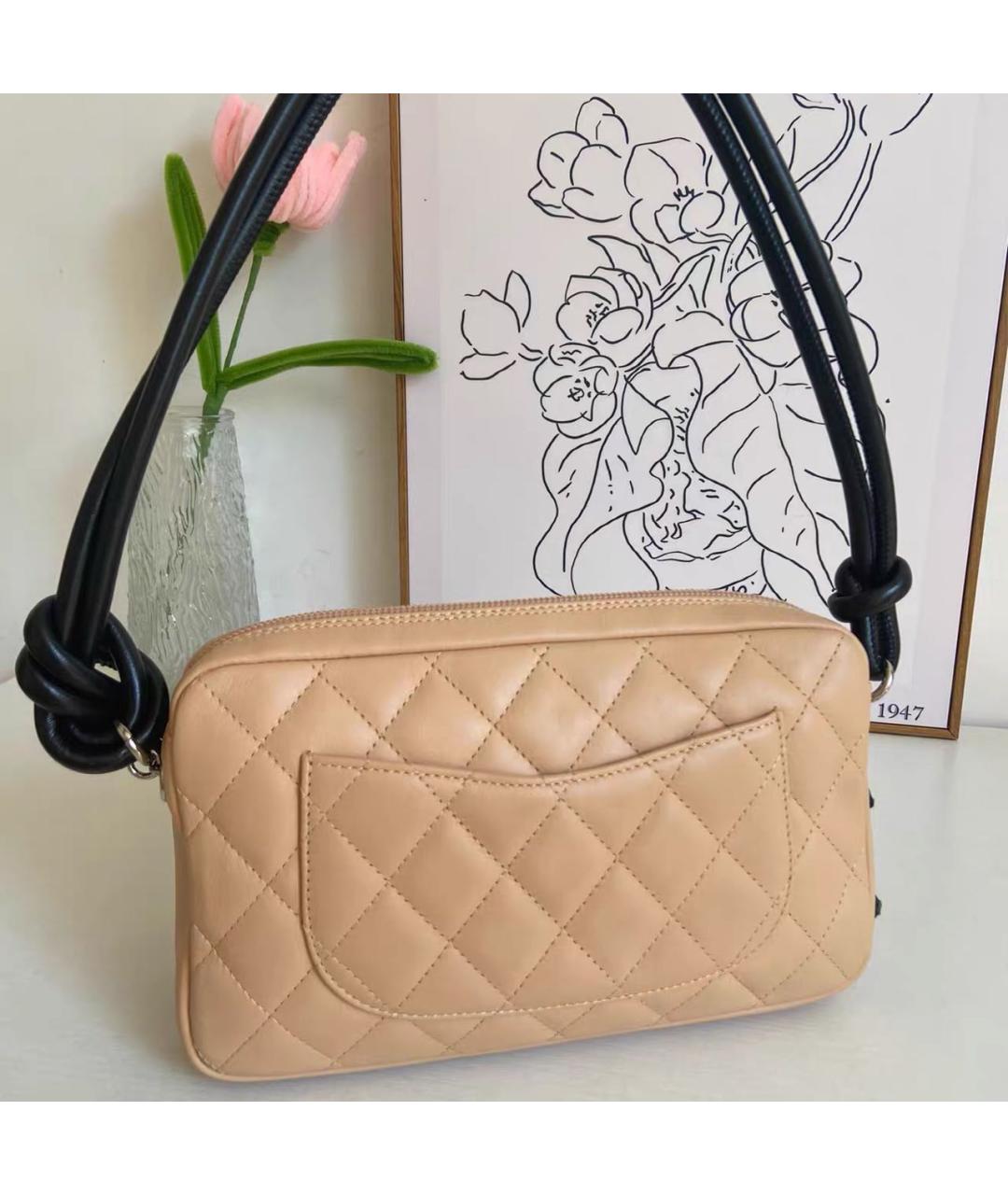 CHANEL Черная кожаная сумка с короткими ручками, фото 3