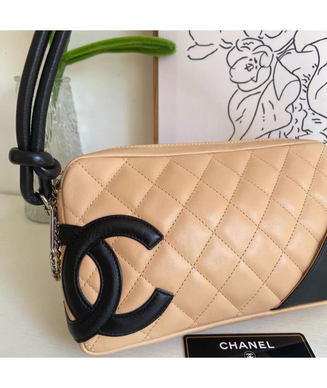 CHANEL Черная кожаная сумка с короткими ручками, фото 5