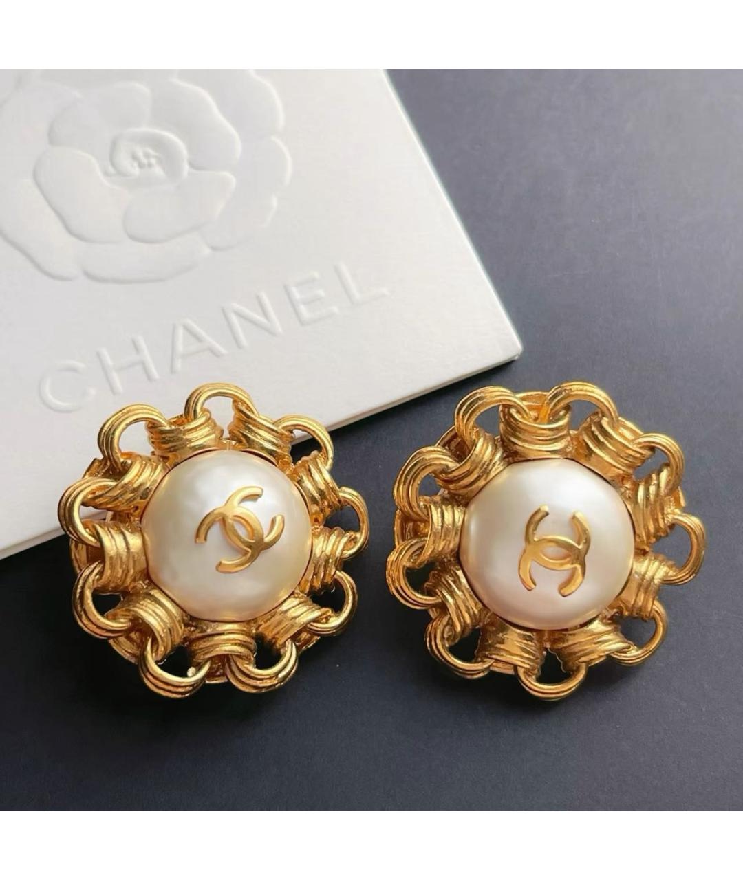 CHANEL Золотые клипсы, фото 4