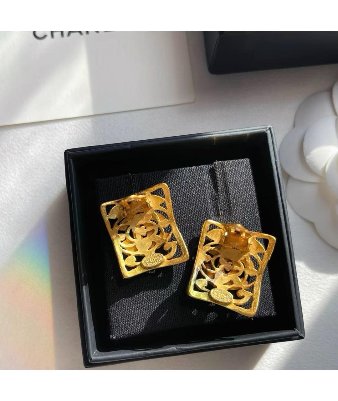 CHANEL Золотые клипсы, фото 3