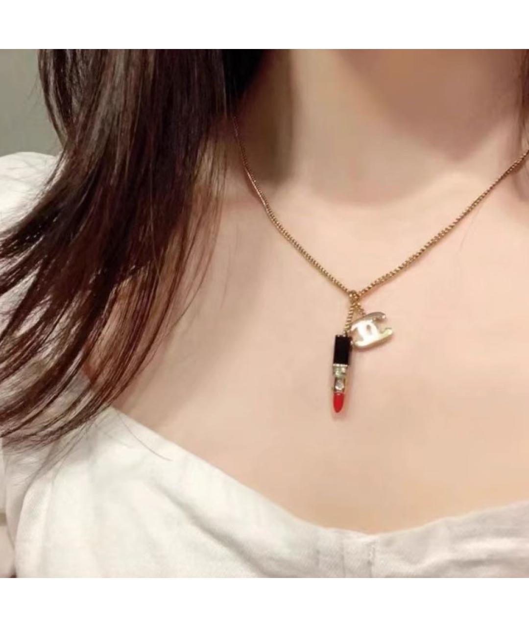 CHANEL Золотая подвеска, фото 4