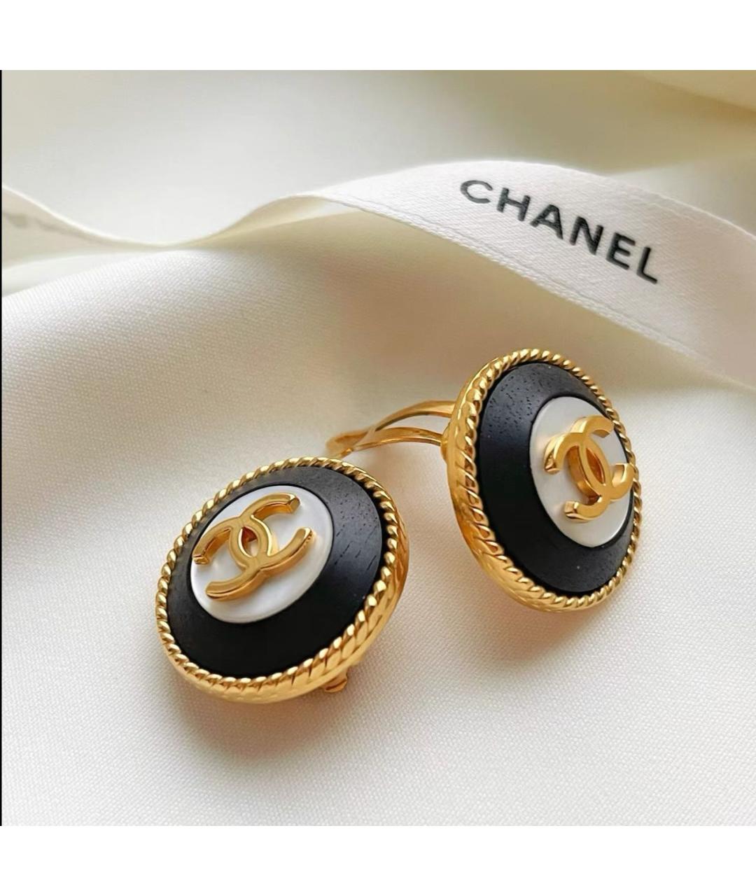 CHANEL Черные клипсы, фото 2