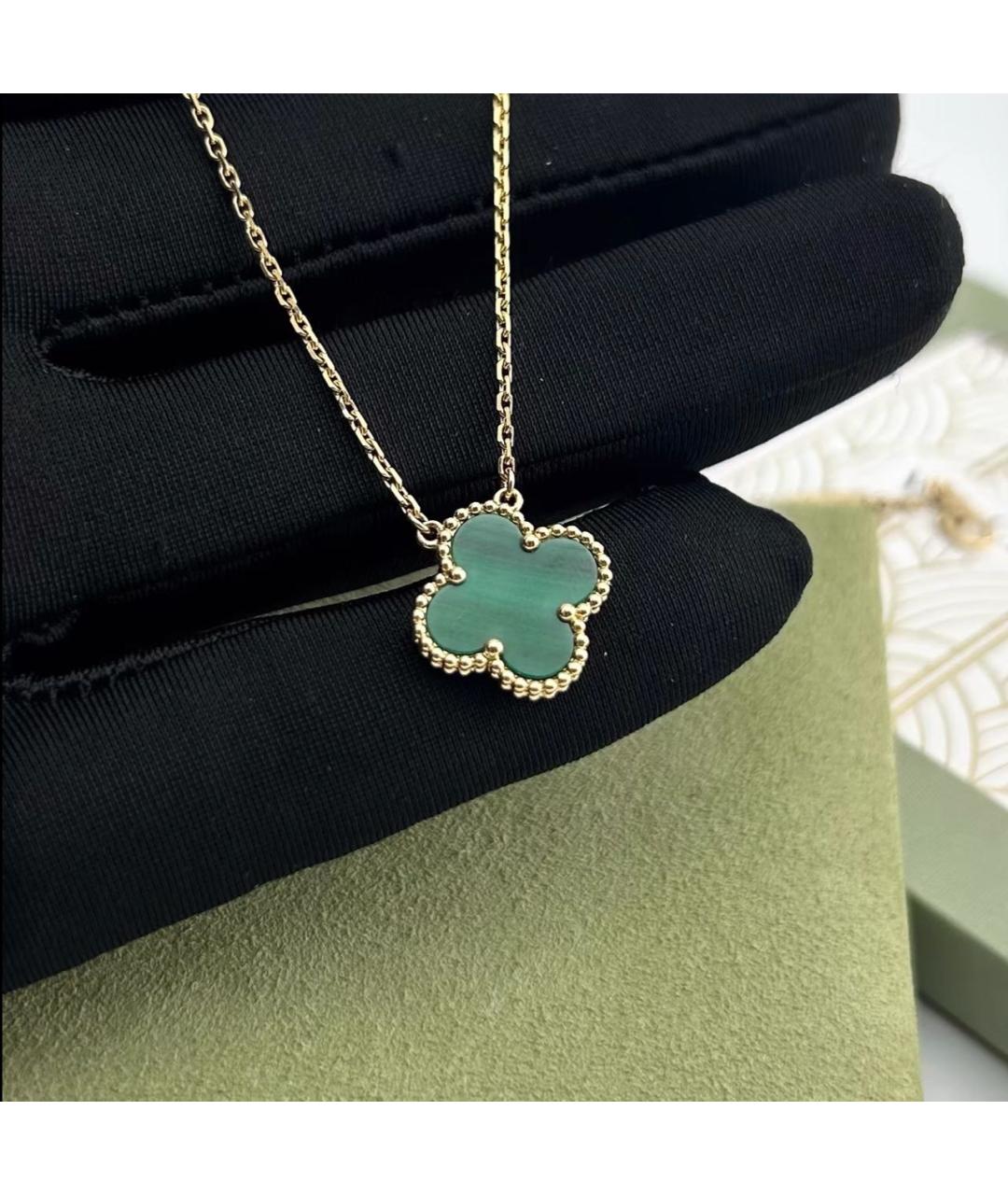 VAN CLEEF & ARPELS Зеленая подвеска, фото 4