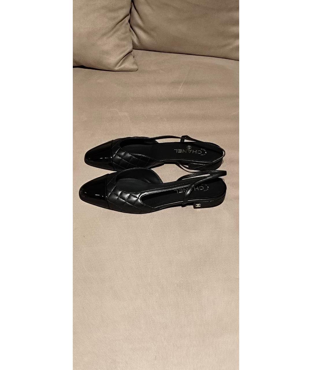 CHANEL Черные кожаные лодочки на низком каблуке, фото 3