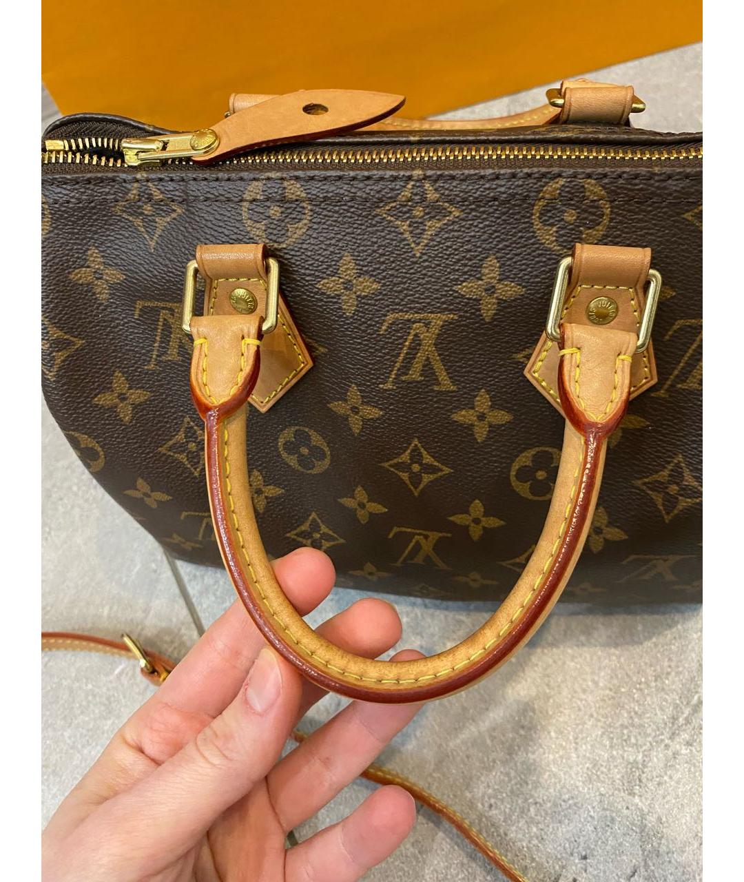 LOUIS VUITTON Коричневая кожаная сумка с короткими ручками, фото 3